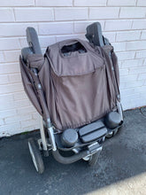 Load image into Gallery viewer, Pace Click Connect Jogging Stroller
