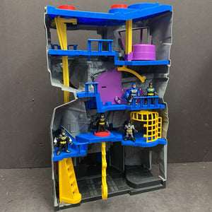 DC Super Friends Imaginext Batcave Battery Operated
