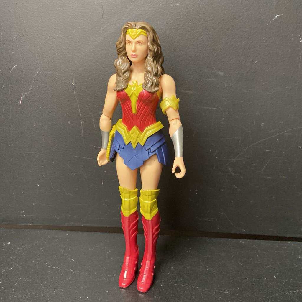 Wonder Woman Figure