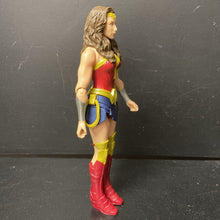 Load image into Gallery viewer, Wonder Woman Figure
