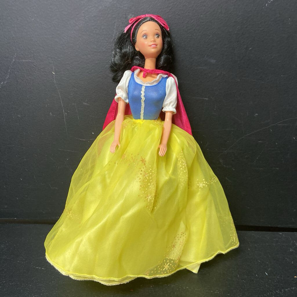 Snow White Doll 1992 Vintage Collectible