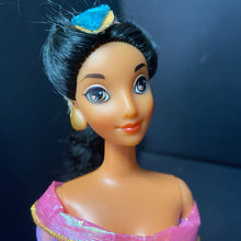 Load image into Gallery viewer, Jasmine Doll 1992 Vintage Collectible
