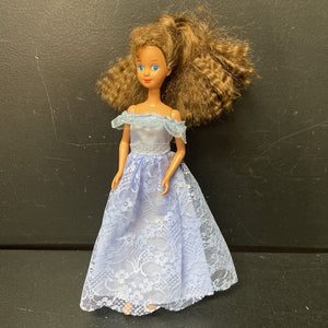 Romantic Wedding Flower Girl Doll 1987 Vintage Collectible