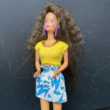 Load image into Gallery viewer, Paint n&#39; Dazzle Doll 1993 Vintage Collectible
