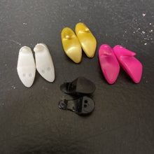 Load image into Gallery viewer, 4pk Shoes
