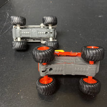 Load image into Gallery viewer, 2pk Plastic Monster Trucks
