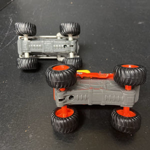 2pk Plastic Monster Trucks