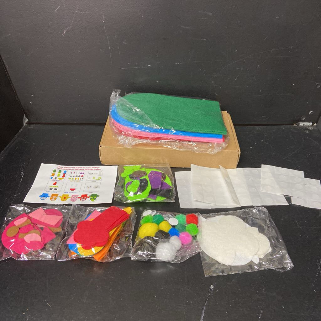 Animal Felt Puppet Craft Kit (NEW)