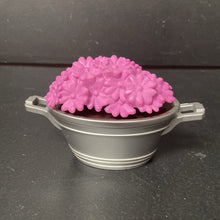 Load image into Gallery viewer, Flower Pot for 18&quot; Doll
