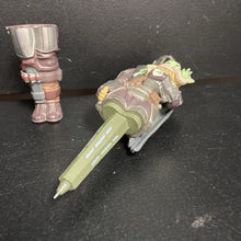 Load image into Gallery viewer, Disney Parks Galaxy&#39;s Edge Mandalorian Grogu Figure/Ink Pen
