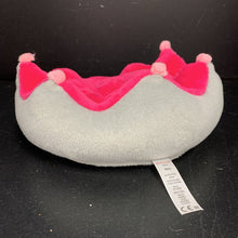 Load image into Gallery viewer, Crown Pet Bed for 18" Doll
