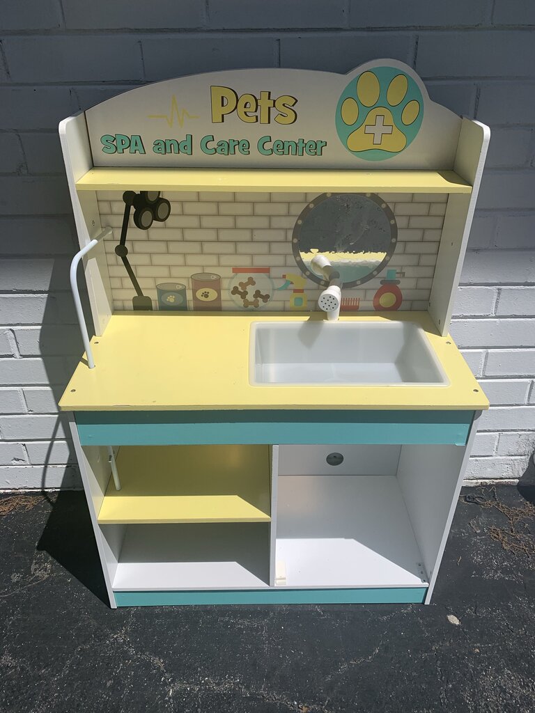Wooden Pet's Spa & Care Center
