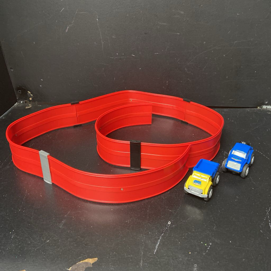 Bendable Car Raceway Track w/Trucks (Max Tow Truck)