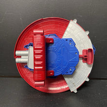 Load image into Gallery viewer, Captain America Dart Blaster Reveal Shield
