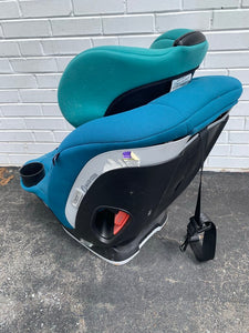 Magellan 5-in-1 Convertible Car Seat (Maxi Cosi)