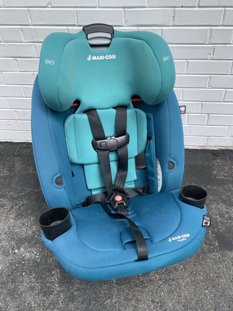 Magellan 5-in-1 Convertible Car Seat (Maxi Cosi)