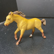 Load image into Gallery viewer, Horse 1997 Vintage Collectible
