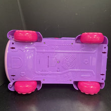 Load image into Gallery viewer, Doc &amp; Rosie the Rescuer Ambulance &amp; Doll Battery Operated
