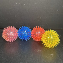 Load image into Gallery viewer, 4pk Sensory Light Up Spiky Balls
