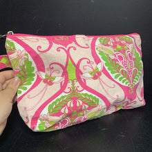 Load image into Gallery viewer, Butterfly Pouch Bag
