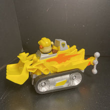 Load image into Gallery viewer, Rubble&#39;s Deluxe Construction Vehicle w/Figure
