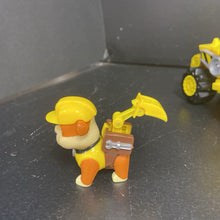 Load image into Gallery viewer, Rubble&#39;s Dino Rescue Deluxe Rev Up Car w/Figure

