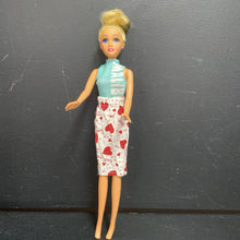 Load image into Gallery viewer, Doll in Heart Pants &amp; Top
