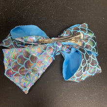 Load image into Gallery viewer, Mermaid Scale Hairbow Clip

