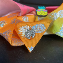 Load image into Gallery viewer, Pineapple Hairbow Clip
