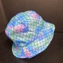 Load image into Gallery viewer, Girls Mermaid Scale Sun Hat
