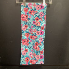 Load image into Gallery viewer, Flower Burp Cloth
