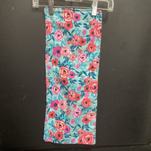 Load image into Gallery viewer, Flower Burp Cloth
