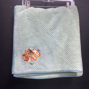 Monogrammed "E" Nursery Blanket