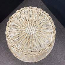 Load image into Gallery viewer, Round Basket
