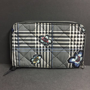 Flower On the Go Wristlet Bag