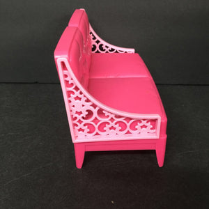Dreamhouse Couch