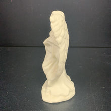Load image into Gallery viewer, Angel Figurine
