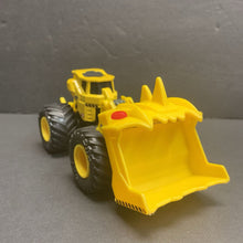 Load image into Gallery viewer, Dirt Squad Scoopz Monster Truck
