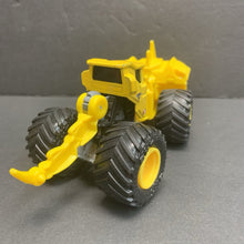 Load image into Gallery viewer, Dirt Squad Scoopz Monster Truck
