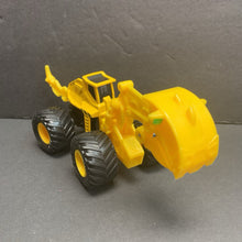 Load image into Gallery viewer, Dirt Squad Digz Monster Truck
