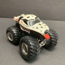 Load image into Gallery viewer, Monster Mutt Monster Truck
