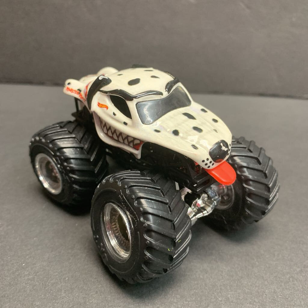 Monster Mutt Monster Truck