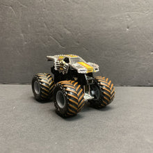 Load image into Gallery viewer, Max-D Monster Truck
