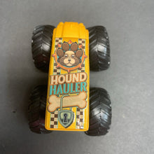 Load image into Gallery viewer, Hounder Hauler Monster Truck
