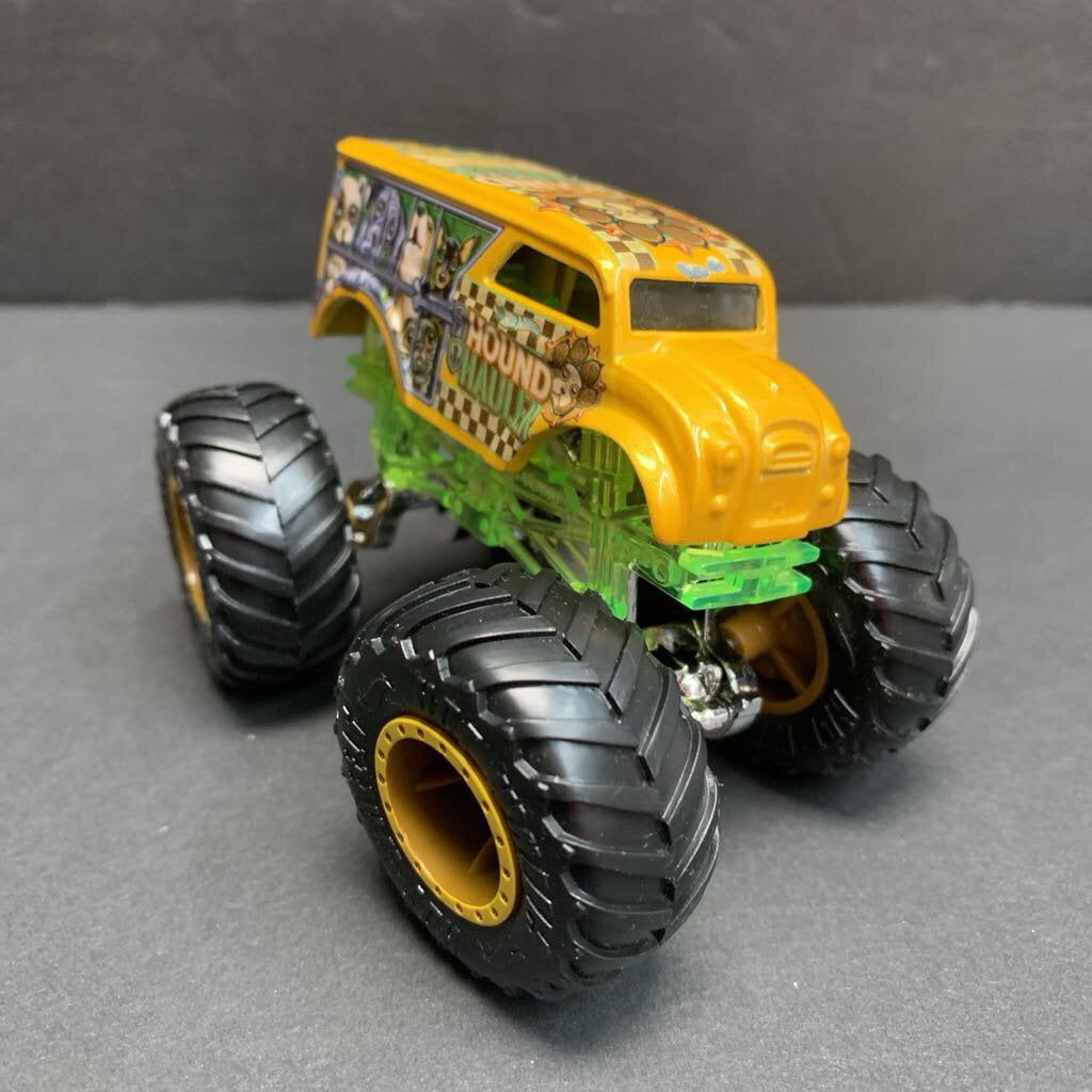 Hounder Hauler Monster Truck