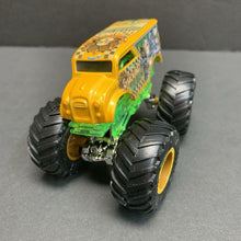 Load image into Gallery viewer, Hounder Hauler Monster Truck
