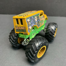 Load image into Gallery viewer, Hounder Hauler Monster Truck
