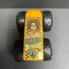 Load image into Gallery viewer, Hounder Hauler Monster Truck

