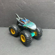 Load image into Gallery viewer, Shark Wreak Monster Truck
