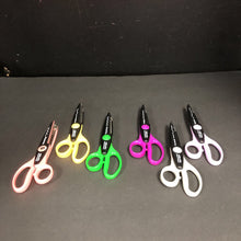 Load image into Gallery viewer, 6pk Zig-Zag Paper Edger&#39;s Scissors
